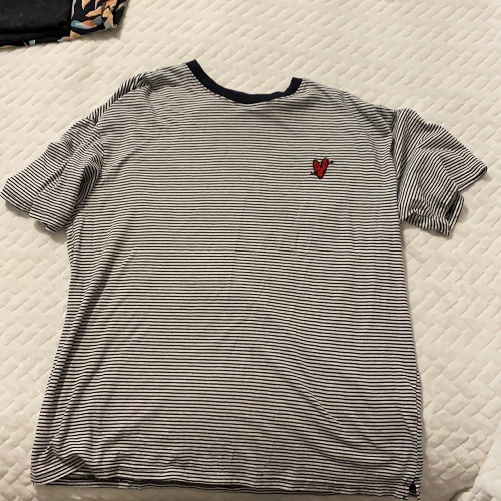 Pacsun Tee // Vintage HEART Tee ❤️